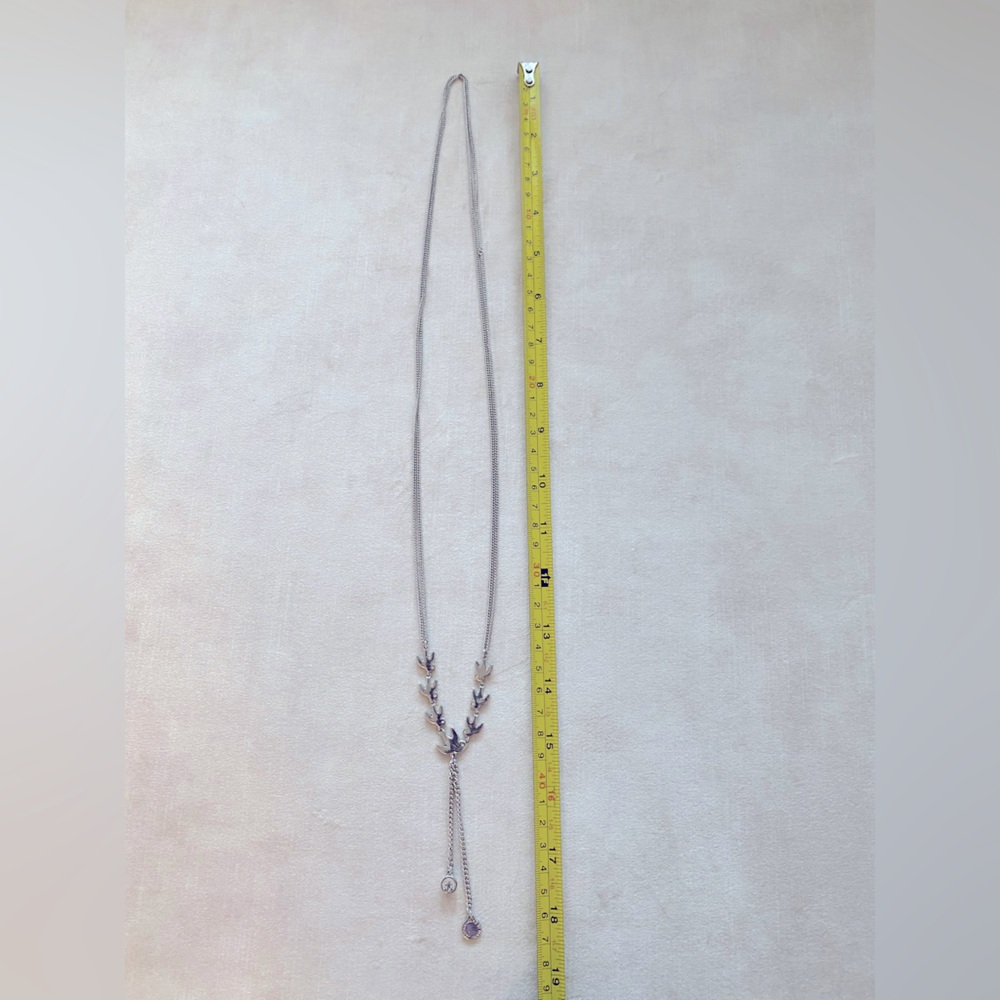 MARC by MARC JACOBS -Rare- Birds Long Necklace EUC Silver Color with Crystals - Picture 4 of 5